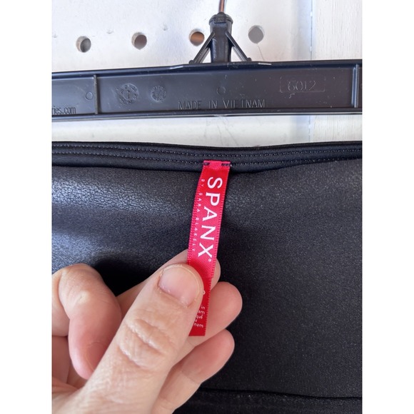 Spanx Leggings Womens Size Small Black Faux Leather Side Stripe High Waist - Picture 4 of 7